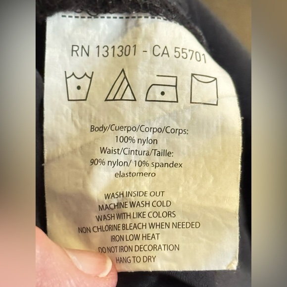 ZUMBA CARGO PANTS DANCE FITNESS Converts to Capri Large - Picture 11 of 11